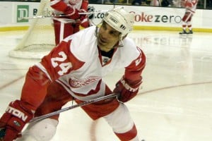 #24 Chris Chelios (D)